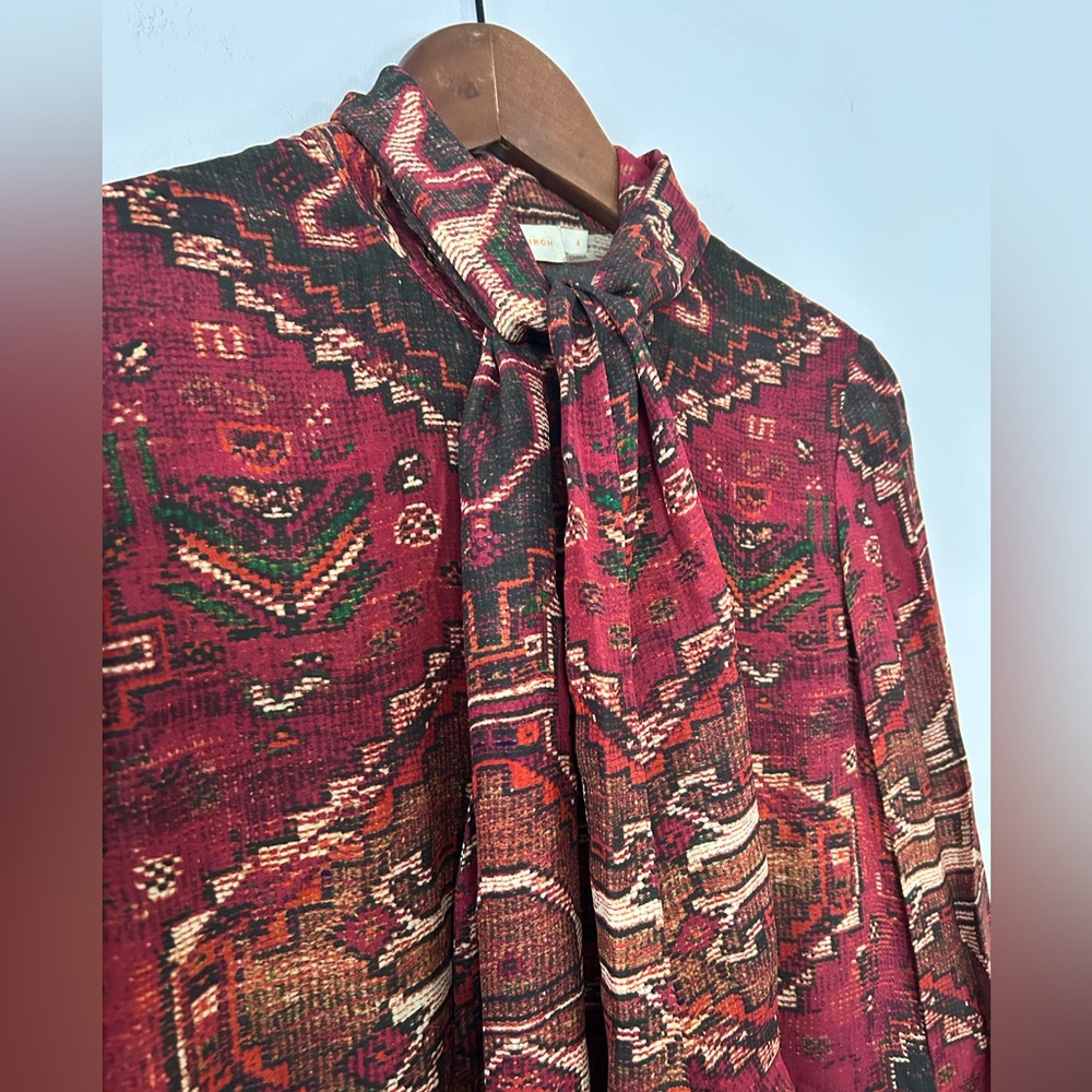 Tory Burch 100% Silk Aztec Print Tie-Neck Blouse – Size 4 – Great Condition - Picture 4 of 9